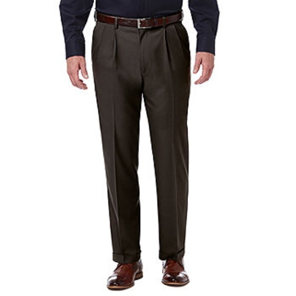 Haggar SZ 36 x 32 Pleated Classic Fit Khaki Pants Espresso Stretch Twill